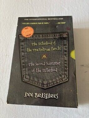 The Sisterhood of the Traveling Pants Box Set (2 Books) Ann Brashares – Like New